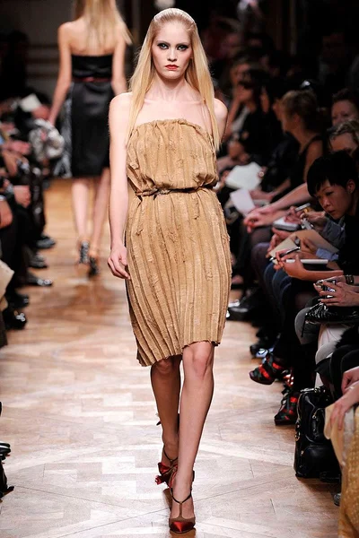Look 21